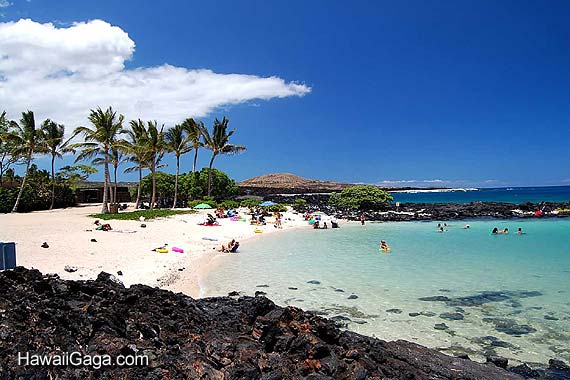 Kikaua Bay